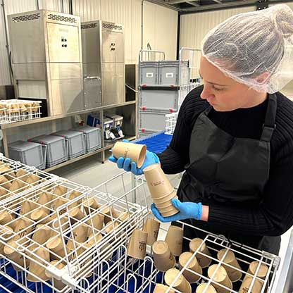 Reinigingsservice herbruikbare bekers